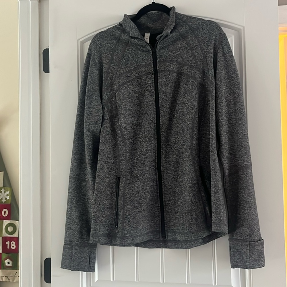 LULULEMON DEFINE JACKET Size 20!!